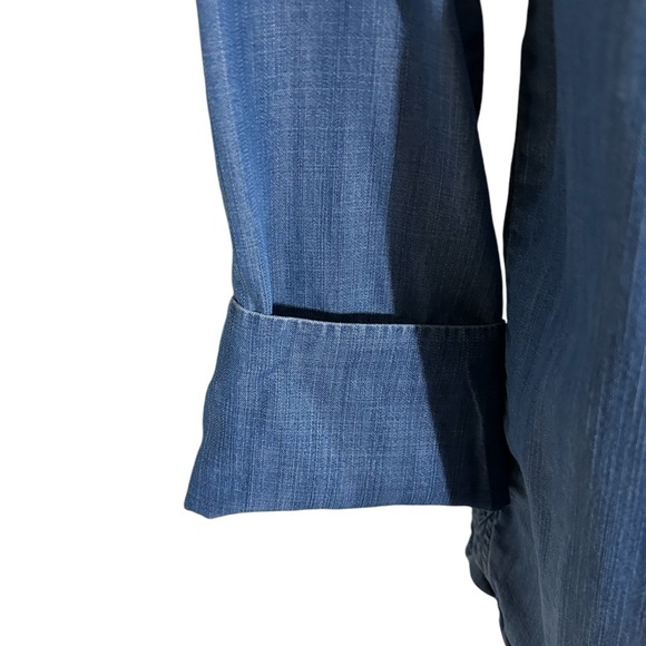 Attractive Anthropologie’s Cloth & Stone Faded chambray shirt - Picture 2 of 8